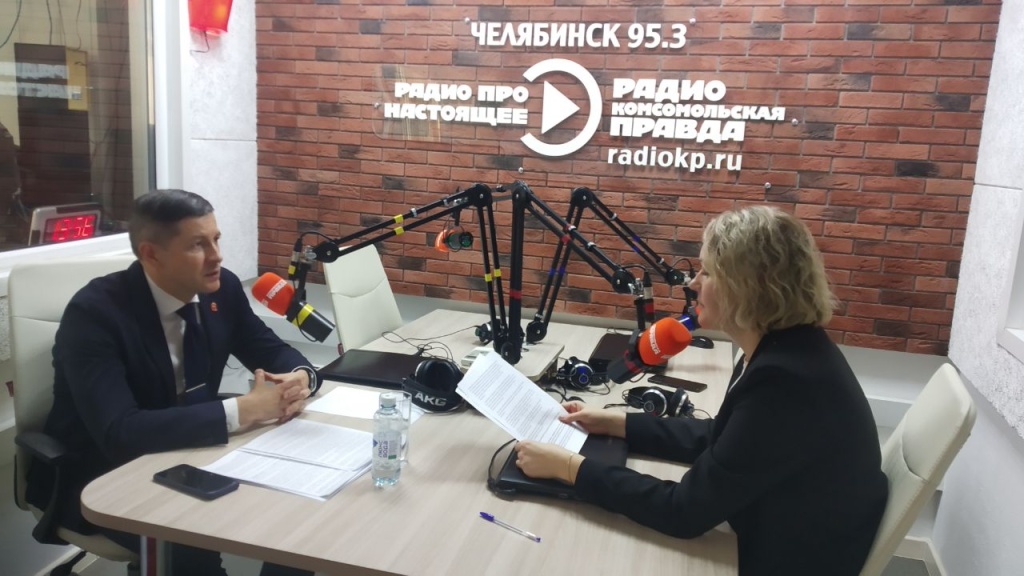 «Нагрузка на предприятия растет»: вице-губернатор Егор Ковальчук рассказал о ситуации в промышленном секторе и новых контрактах