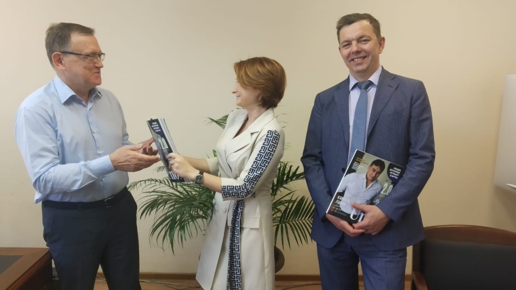 МИНИСТЕРСТВО 2.0: интервью министра промышленности Челябинской области Павла Рыжего и директора регионального ФРП Сергея Казакова журналу «UNO»