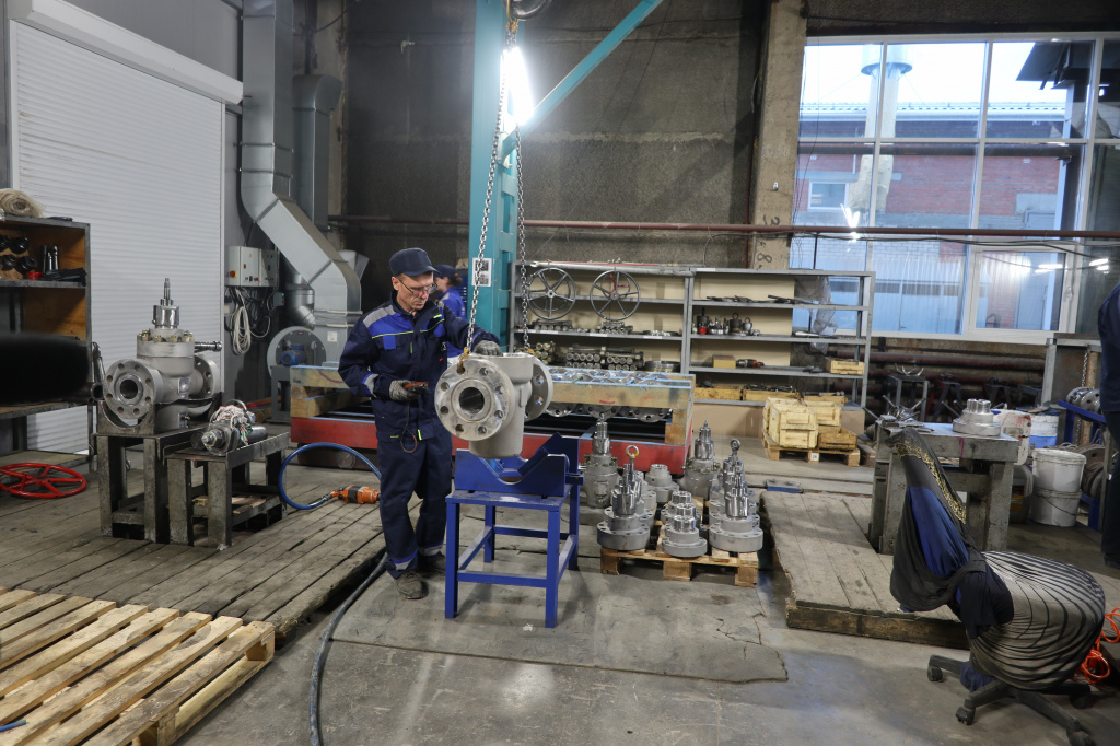 Нацпроект «Производительность труда» более чем на 80% ускорил выпуск в Челябинской области уникального нефтегазового оборудования 
