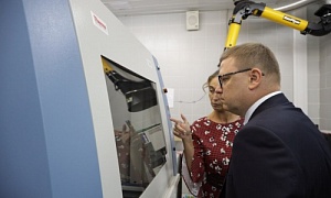 Челябинская область представляет свой промышленный потенциал в Ханты-Мансийске Челябинская область представляет свой промышленный потенциал в Ханты-Мансийске